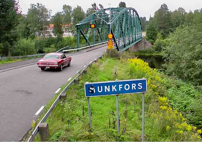 Fredrik Lindström drive Mustang in Munkfors